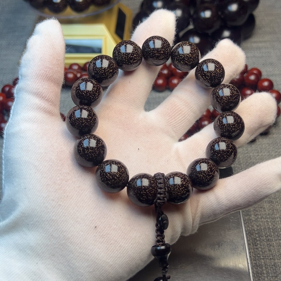 檀香紫檀（小叶紫檀）1.5 15颗 爆星