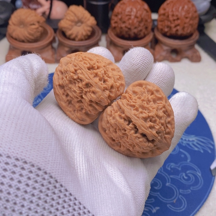 文玩核桃吊坠?**中文玩核桃