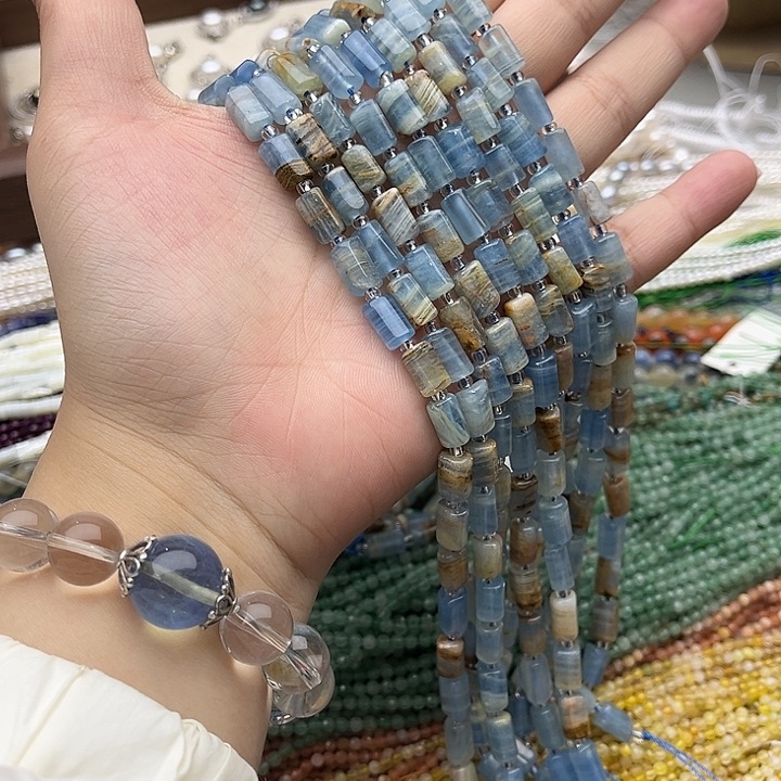 玛瑙/玉髓未镶嵌珠宝半成品一条6/10mm左右方解石柱子