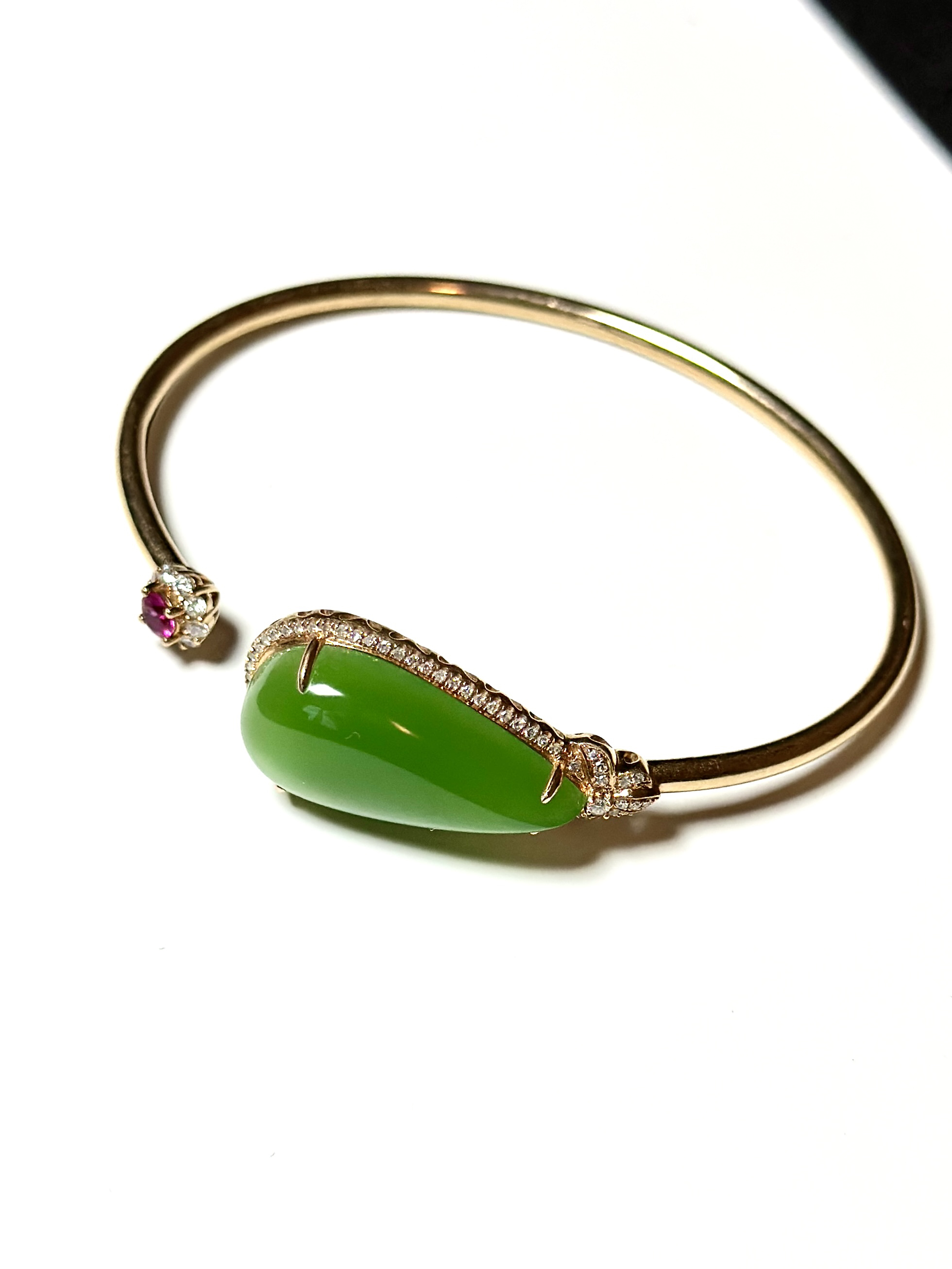 【俄料】和田玉碧玉乌兰乌德苹果绿手镯18K金镶