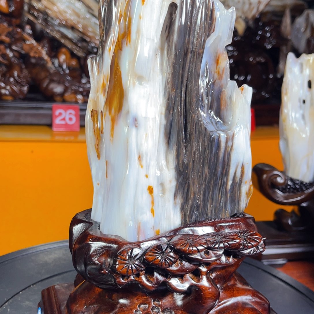 硅化玉未镶嵌珠宝奇石