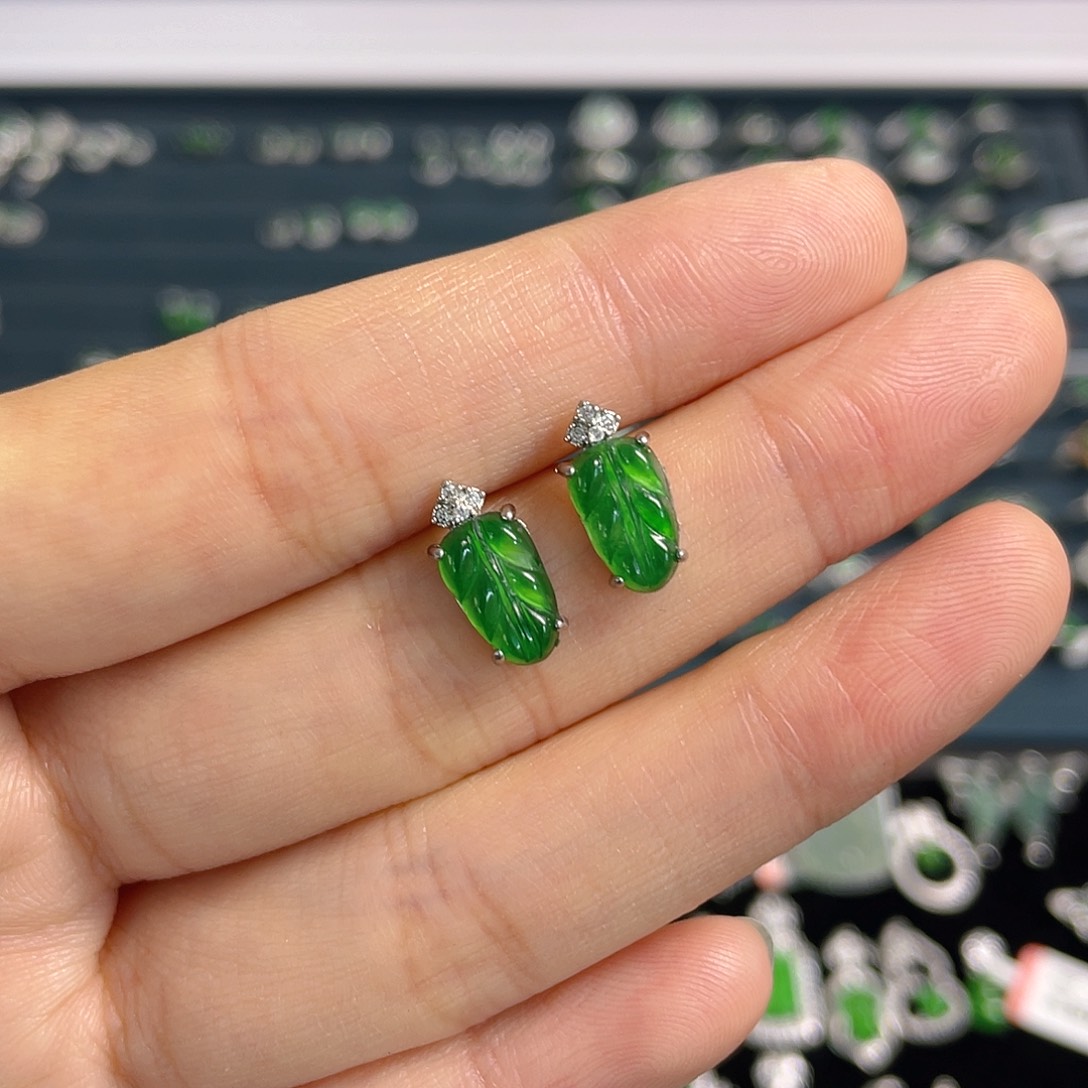 未镶嵌翡翠耳饰耳钉