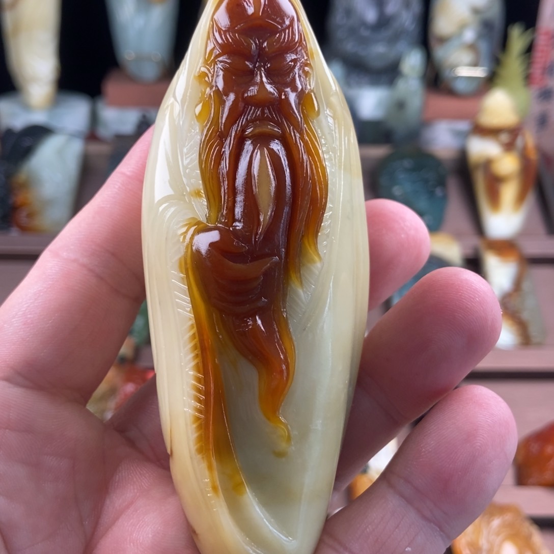 岫玉未镶嵌手把件