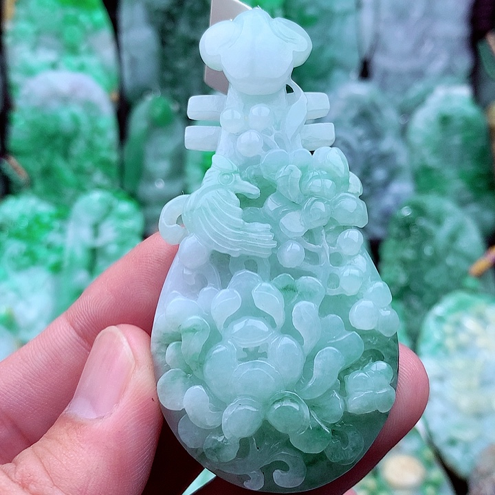 翡翠吊坠(不含链)未镶嵌