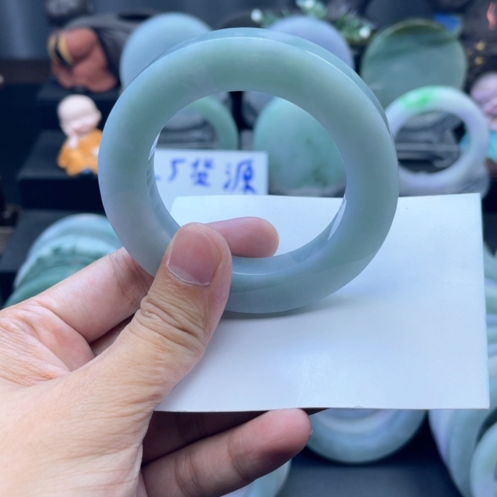 定制翡翠手镯（定制产品不支持退换）