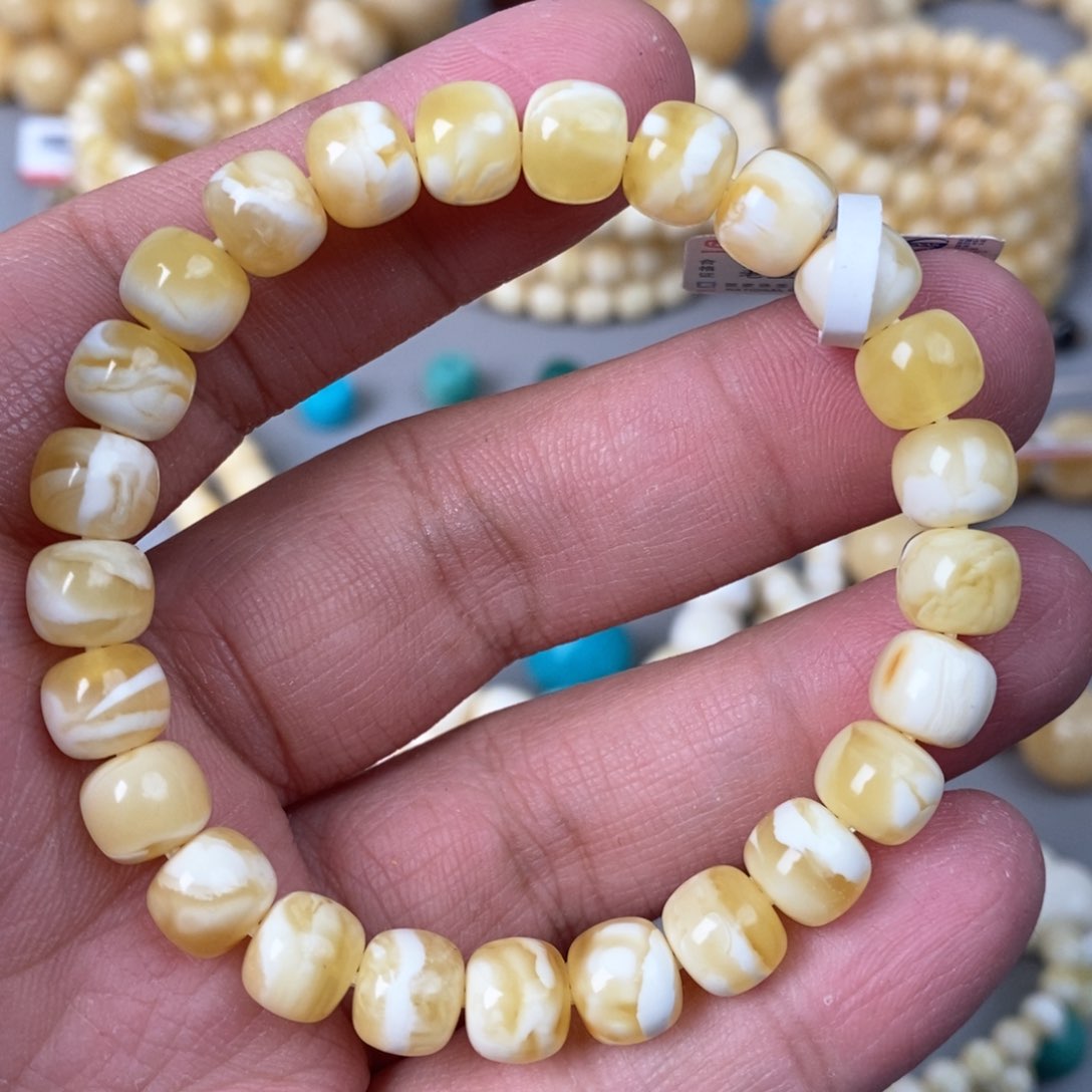 蜜蜡珠宝奇石未镶嵌8.6mm