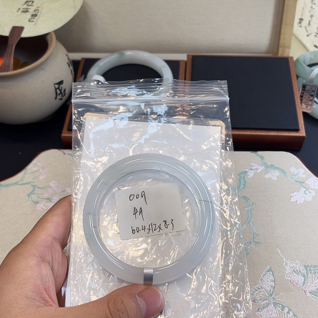 石英质玉未镶嵌手镯009