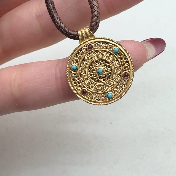 红宝石颈饰18K金镶嵌