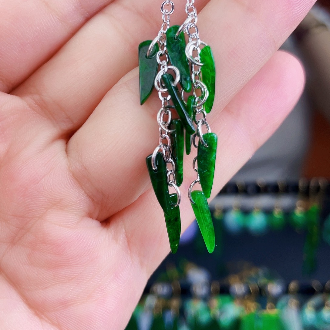 翡翠未镶嵌耳饰饰品