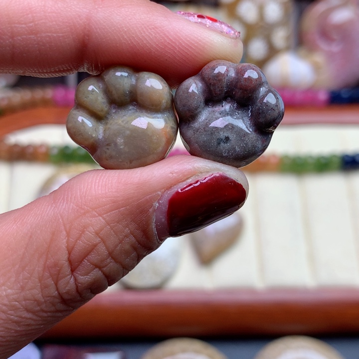 硅化珊瑚（珊瑚玉）颈饰未镶嵌