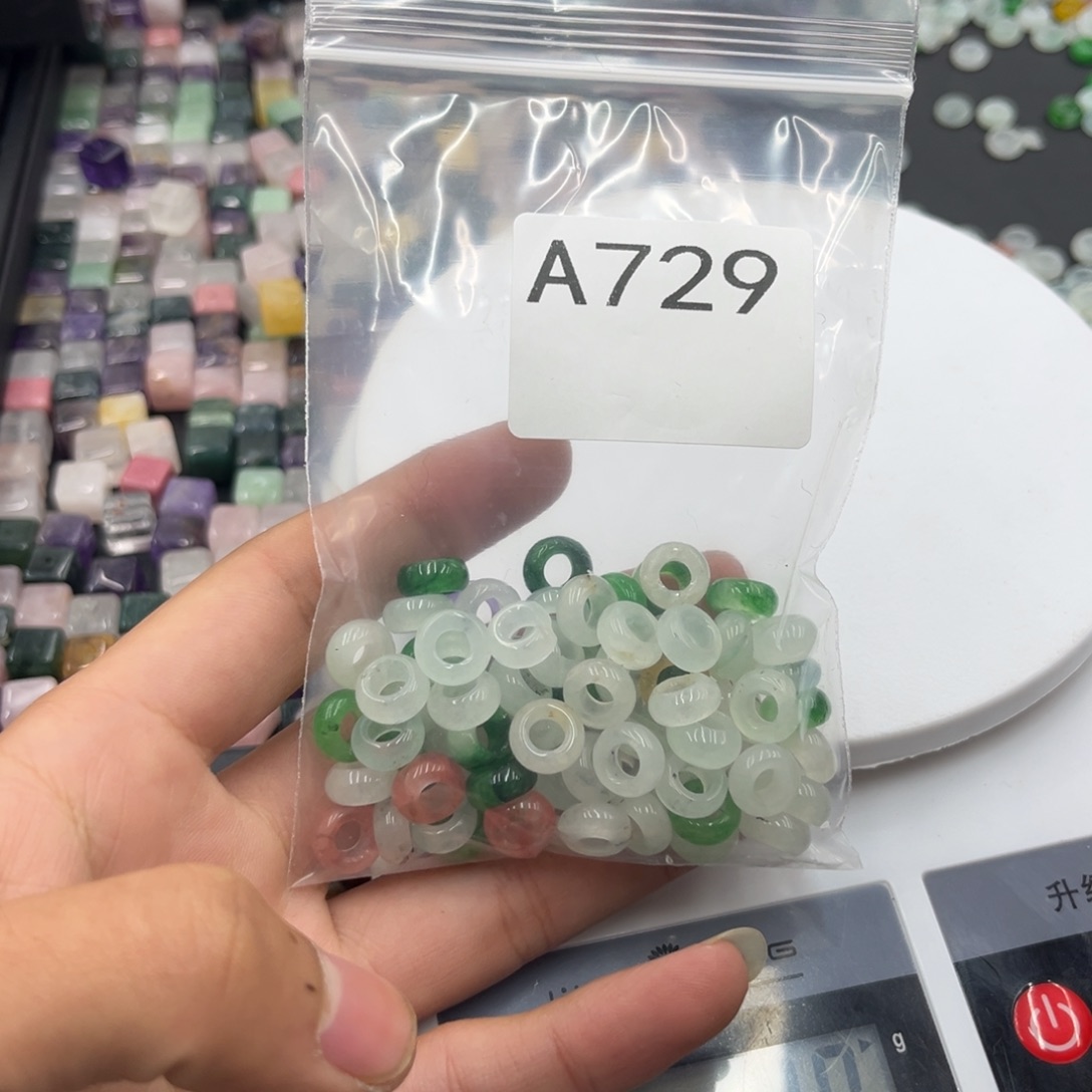 小***果玛瑙/玉髓合金颈饰