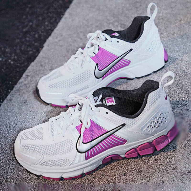 耐克NIKE VOMERO 5 (GS)儿童户外运动休闲板鞋HF6998-102