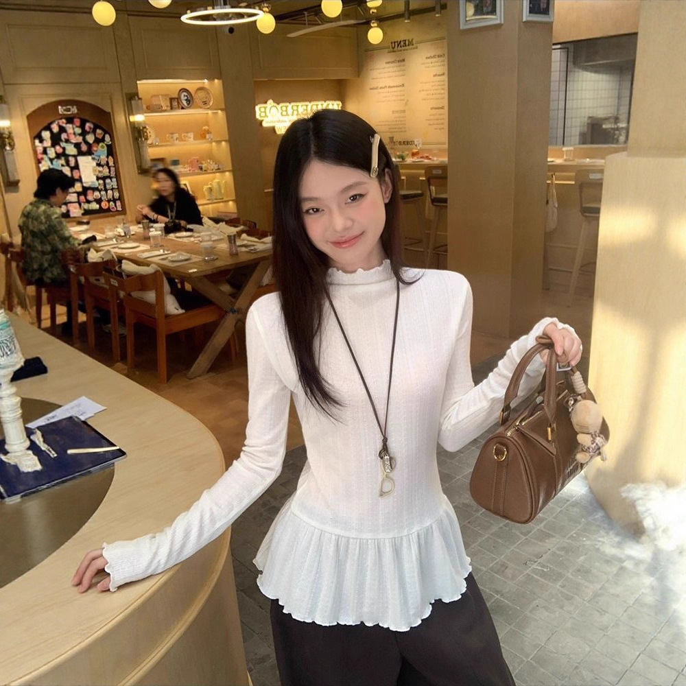 白色半高领打底衫女秋冬2025新款修身显瘦内搭荷叶边裙摆长袖上衣