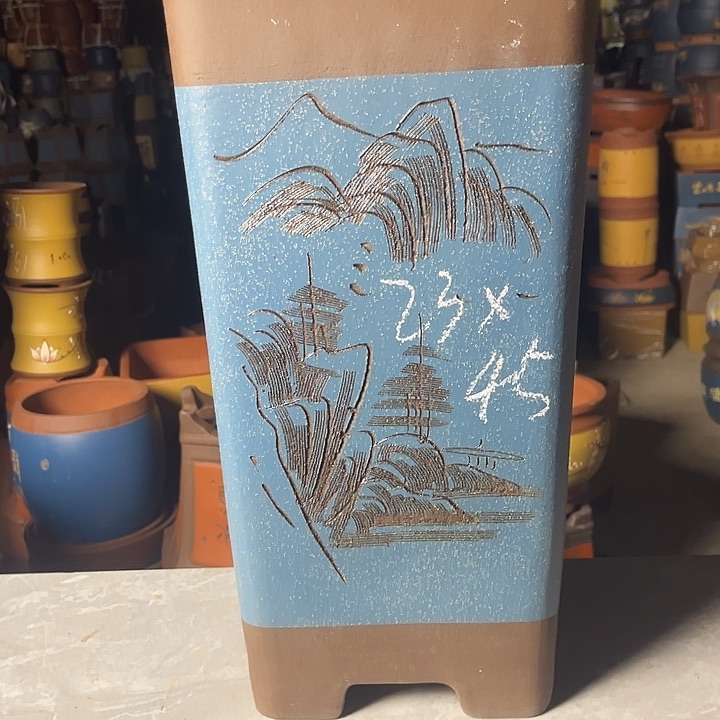 紫砂花盆紫砂花盆是最具