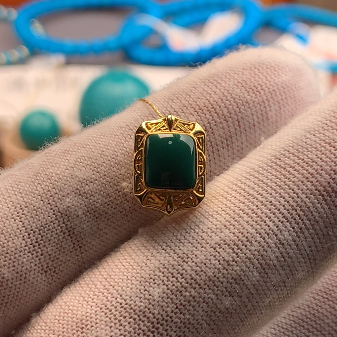 绿松石18K金镶嵌绿松石