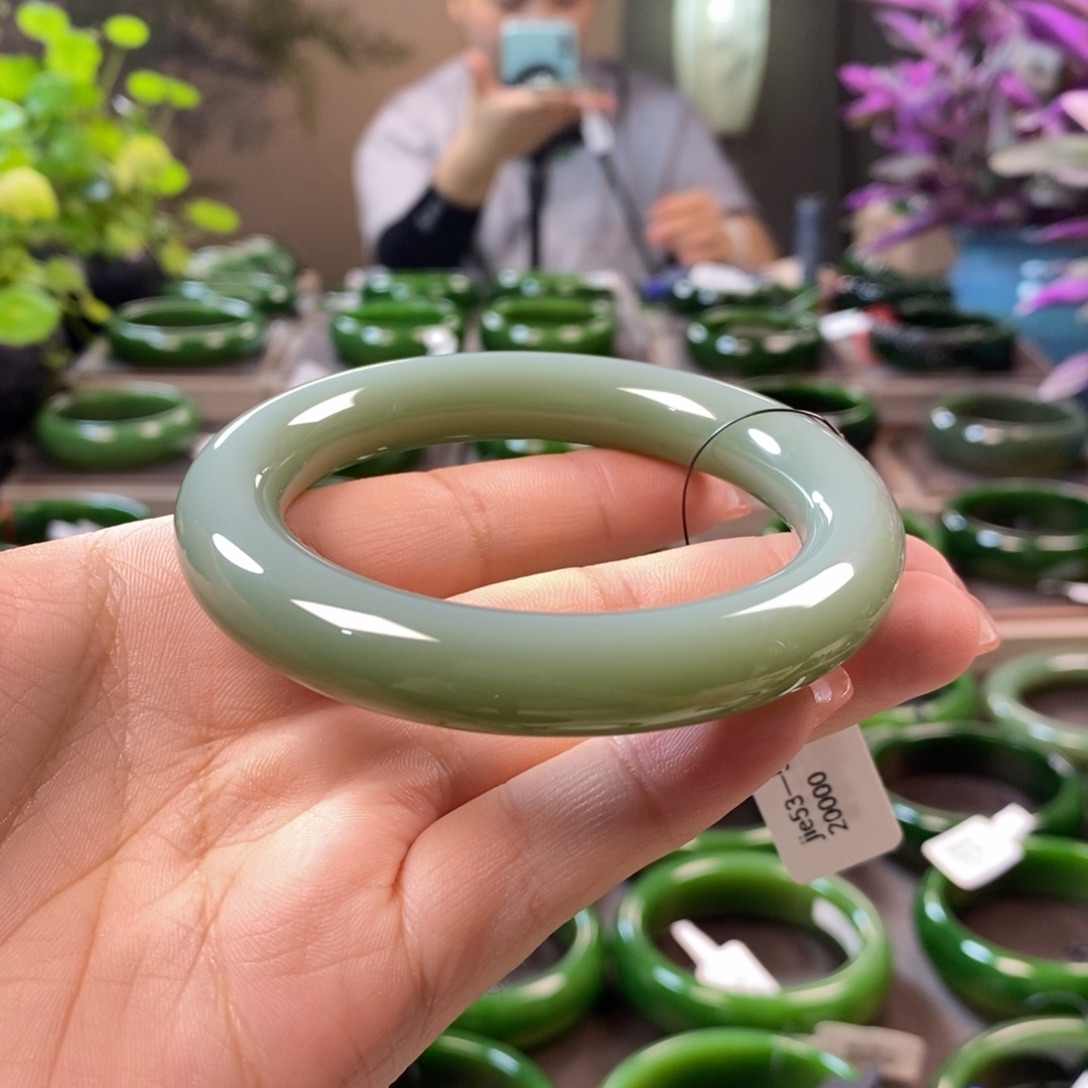和田玉（碧玉）手镯未镶嵌