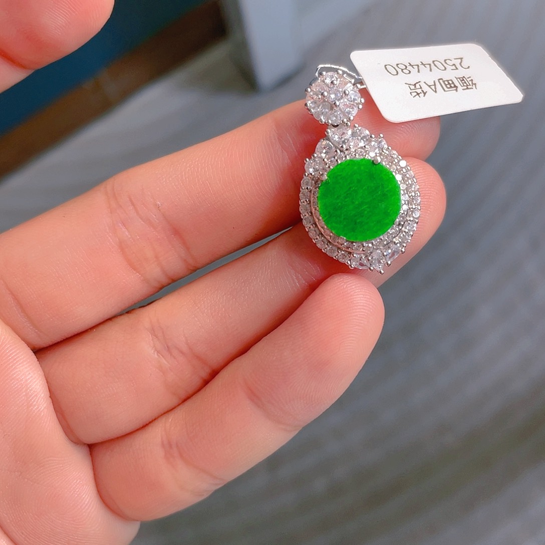 【闪购商品】翡翠银S925镶嵌吊坠(不含链)