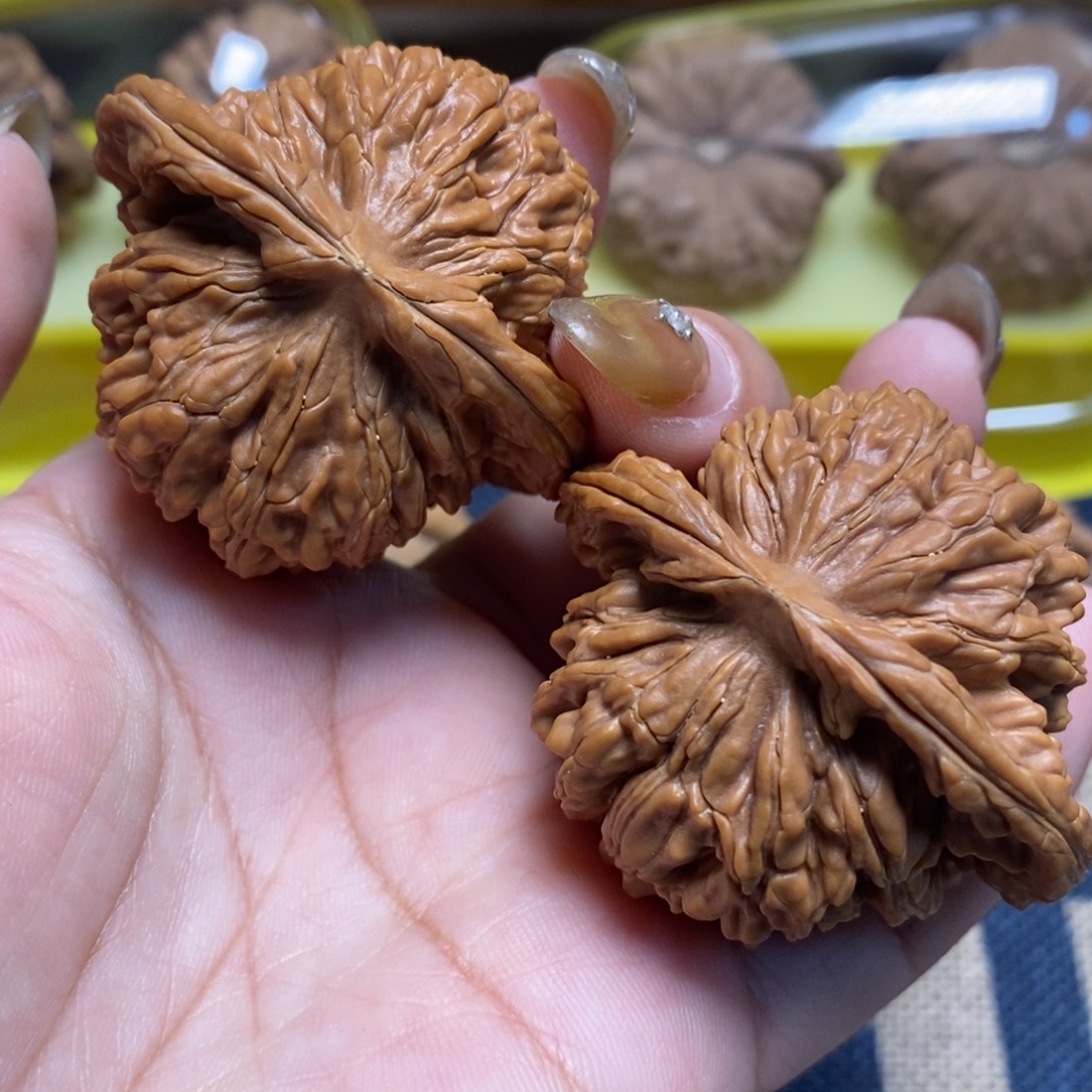 闲***翁吊坠文玩核桃篓子