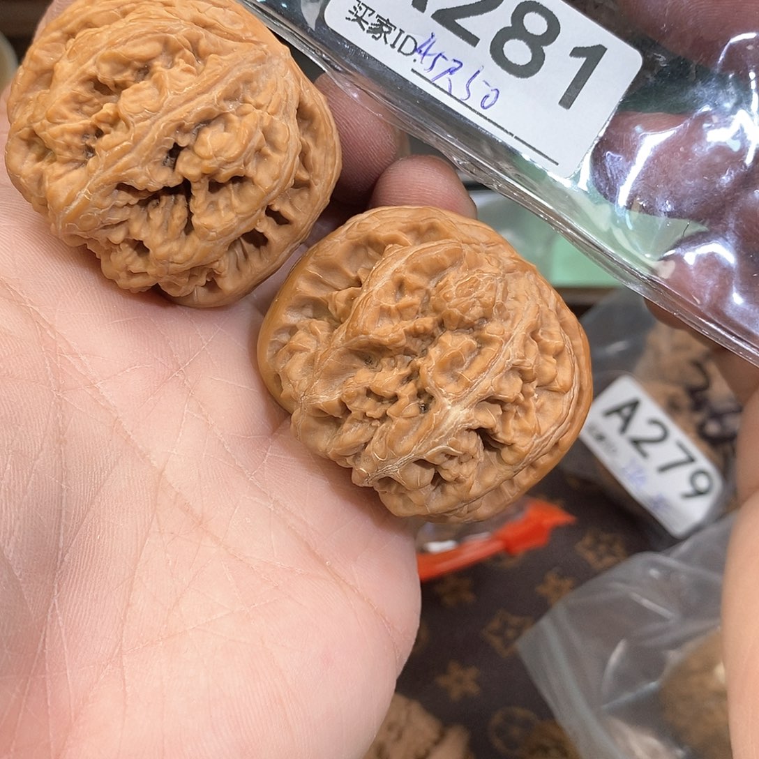 桃核把件粗筋。   45尺。 