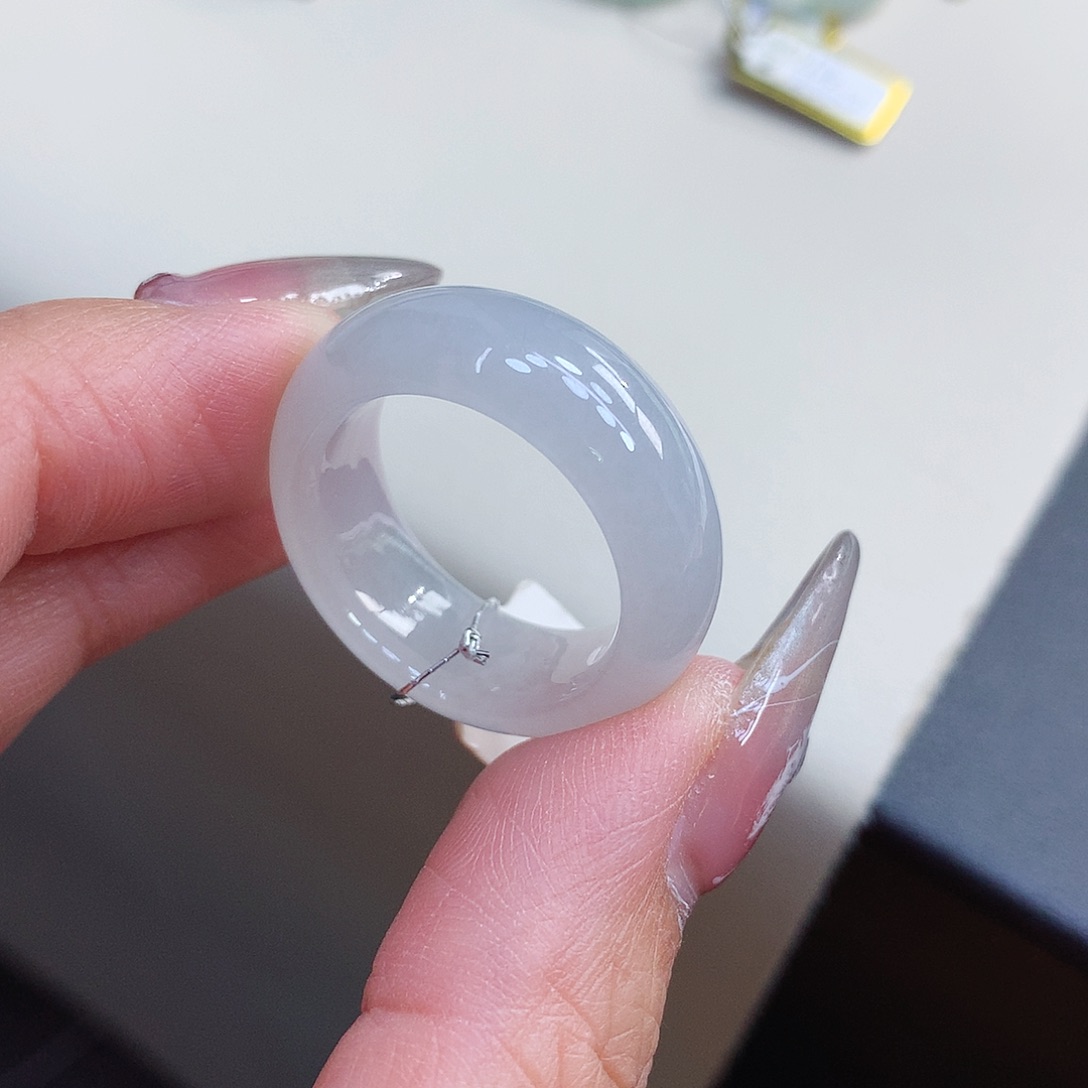 翡翠戒指未镶嵌23号