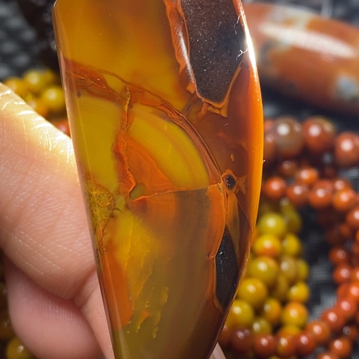 玛瑙/玉髓颈饰未镶嵌