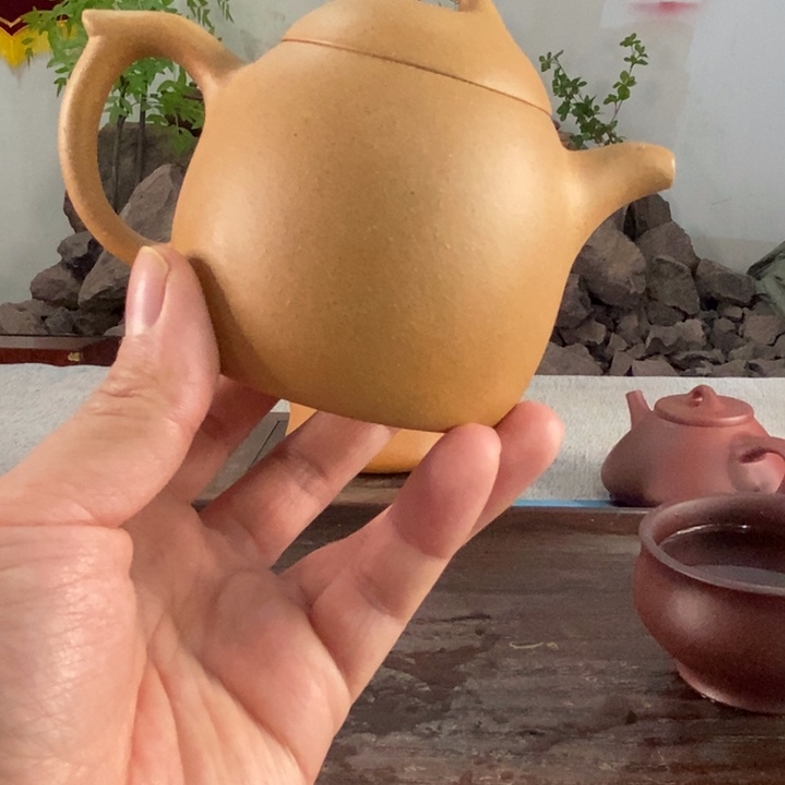 紫砂茶壶黄金段宜兴210