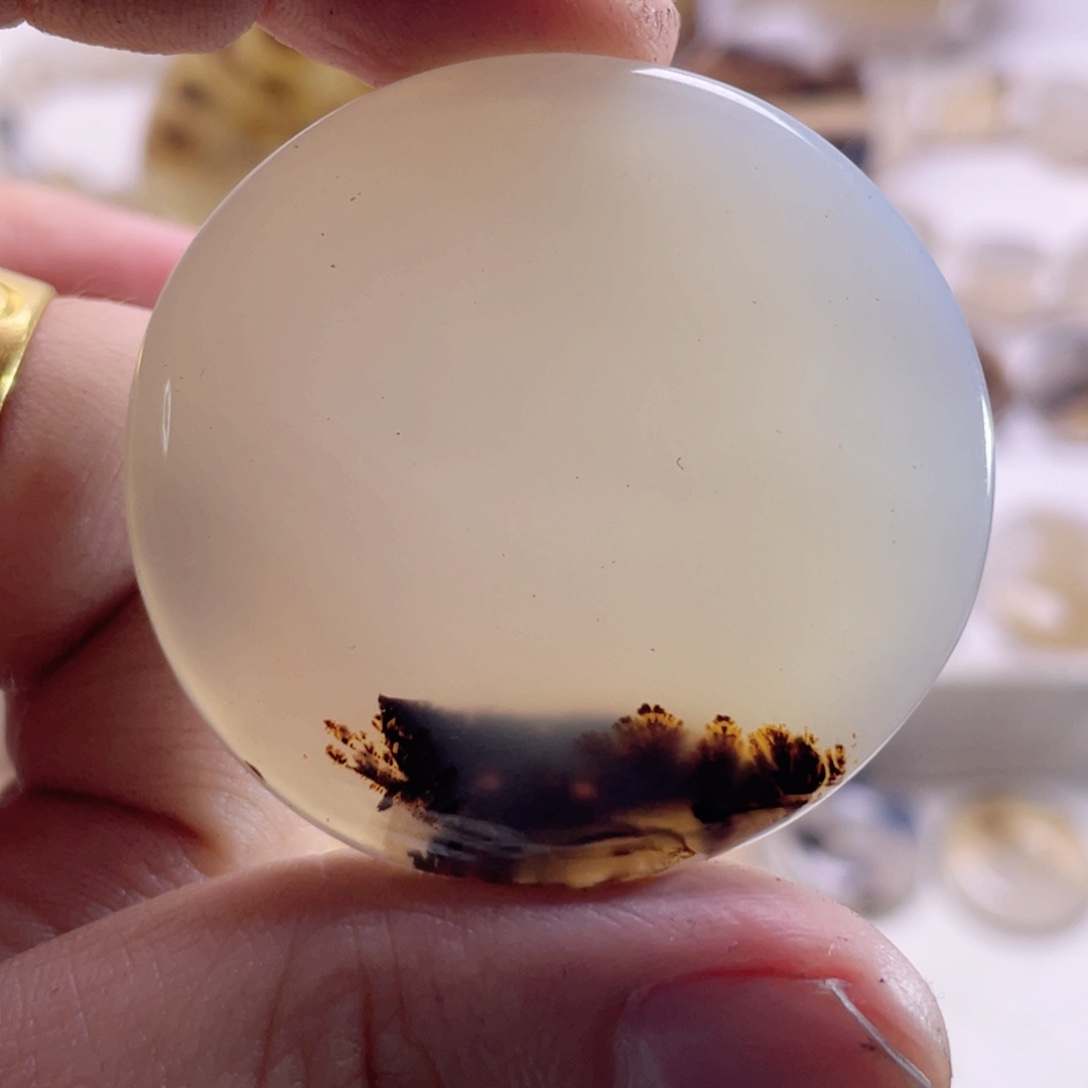 玛瑙/玉髓未镶嵌珠宝奇石