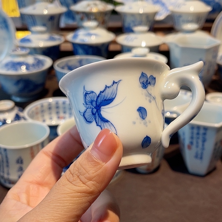 微瑕不退不换蝴蝶