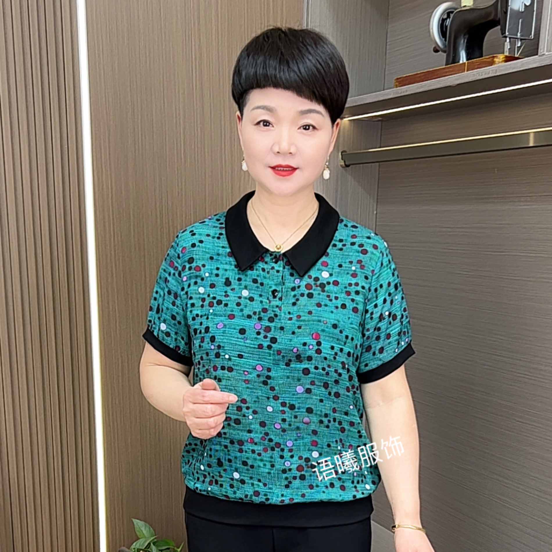 极简风夏季翻领t恤宽松型百搭中老年女装中老年常规短袖F8901