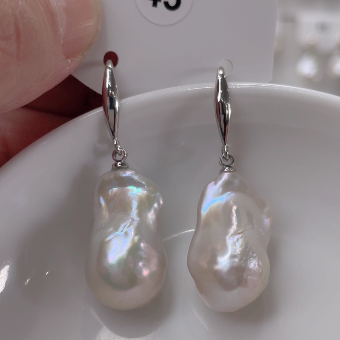 颈饰未镶嵌淡水珍珠