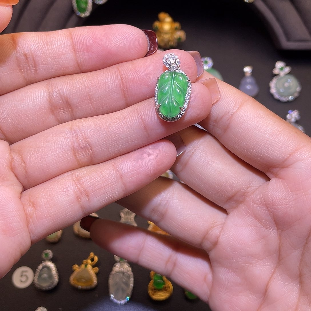 翡翠银S925镶嵌项链