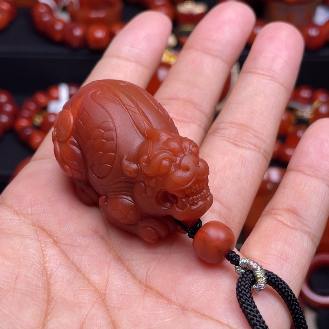 南红玛瑙珠宝奇石未镶嵌吊坠