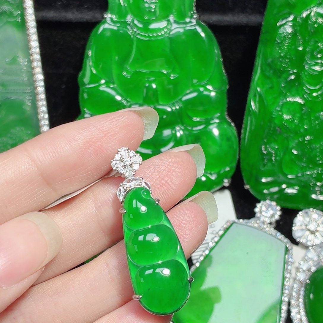 翡翠银S925镶嵌颈饰