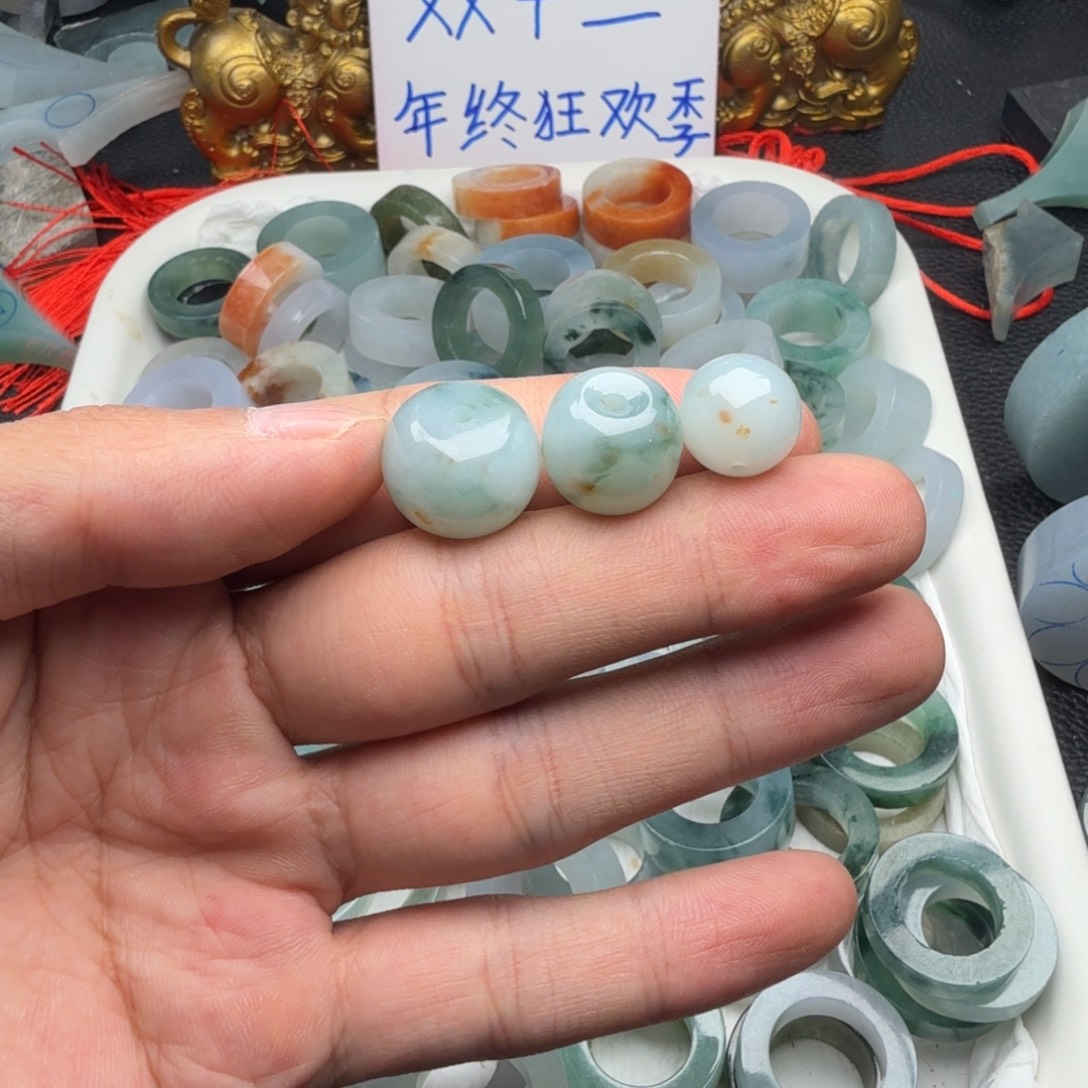 定制翡翠未镶嵌天然翡翠
