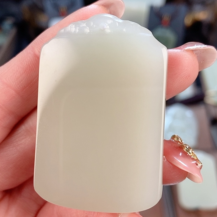 【闪购商品】和田玉颈饰未镶嵌