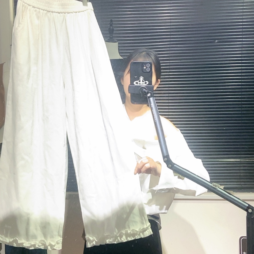 【闪购商品】白色花边裤
