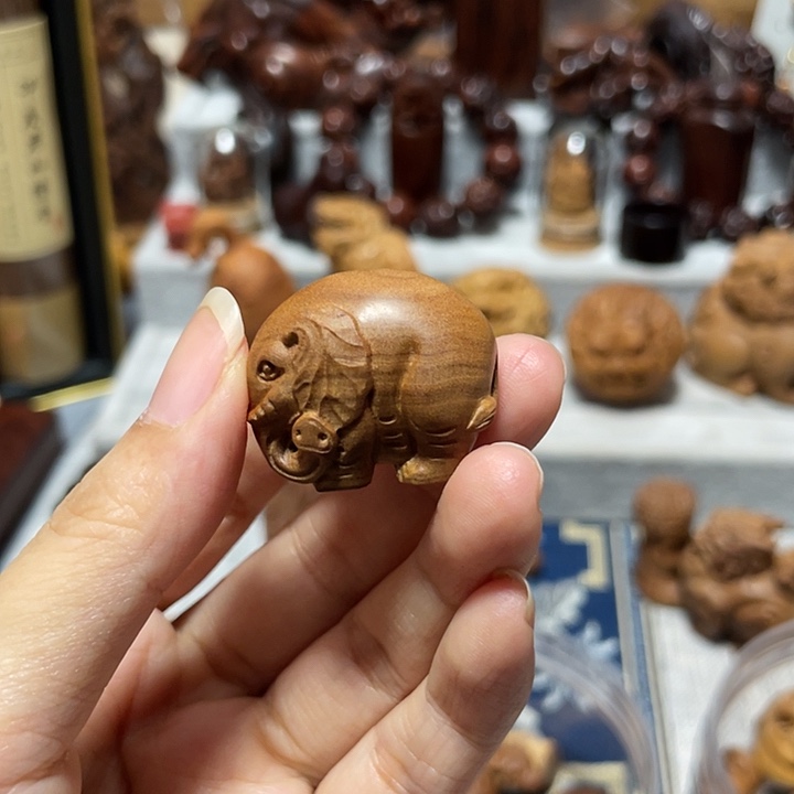 隐****檀香木其他象保真印度迈索尔老山檀香老料