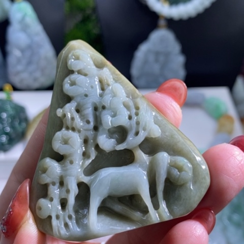 【闪购商品】颈饰未镶嵌翡翠鹿