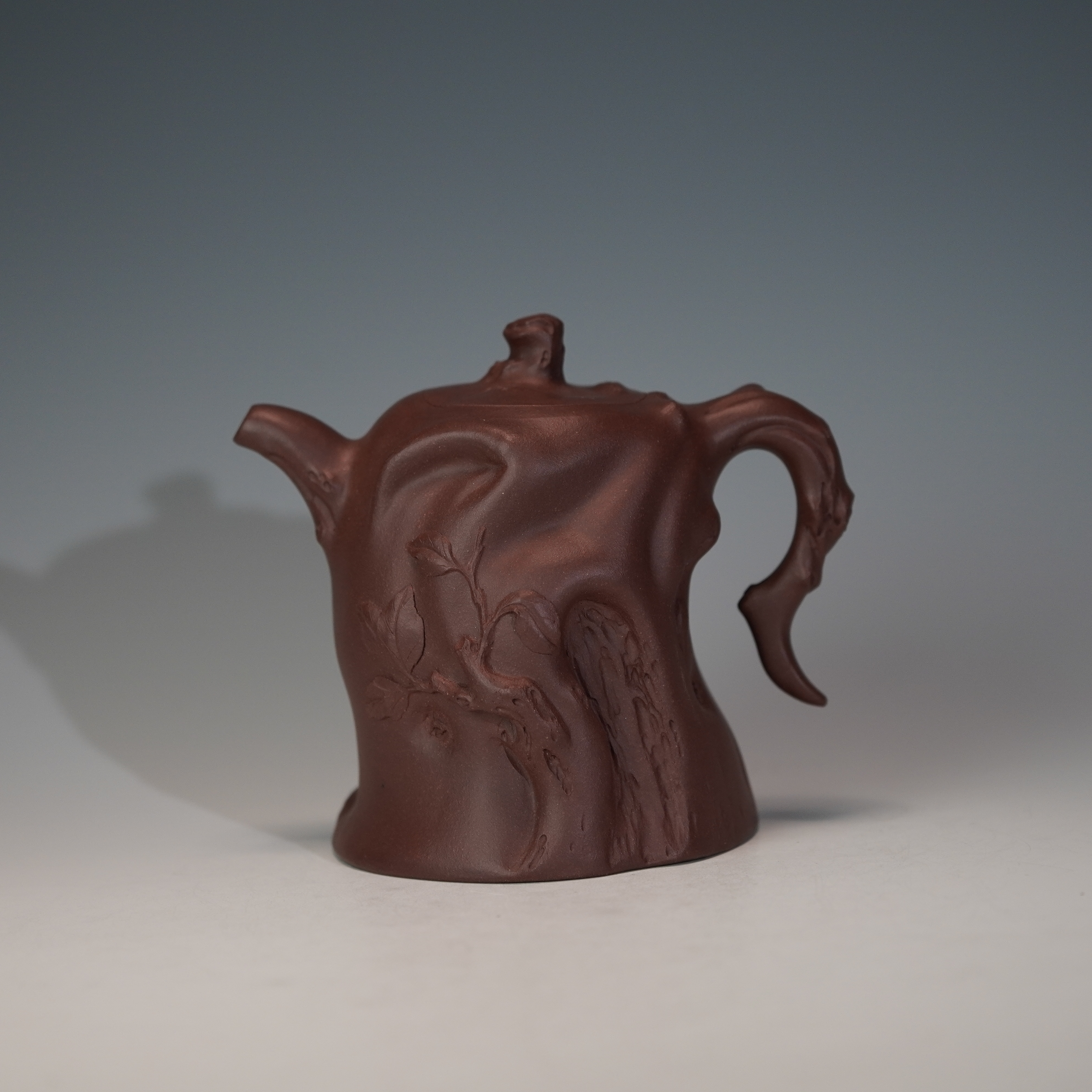 lot.20434 范乃芝 底槽清榕桩壶 350cc