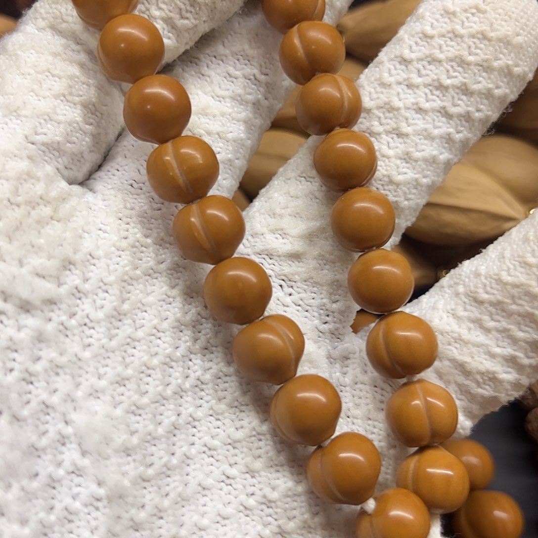 @****猴头核桃吊坠屁桃