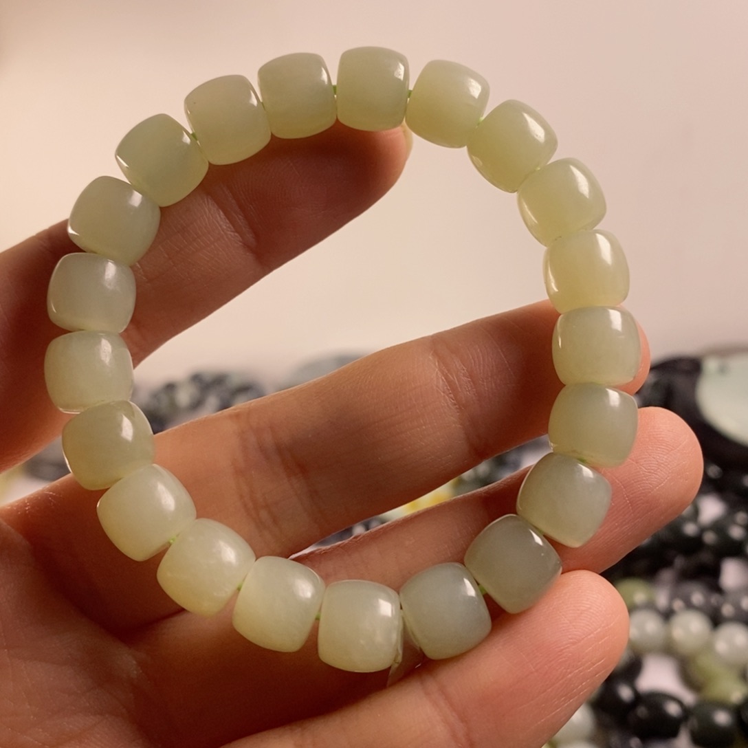 和田玉手链未镶嵌