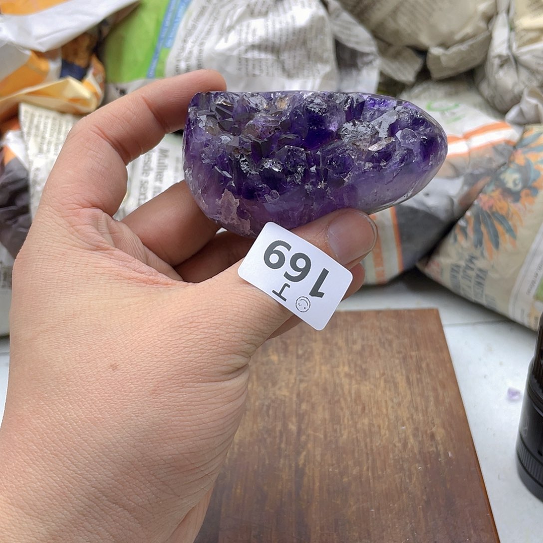 紫晶大型摆件（非配饰）未镶嵌