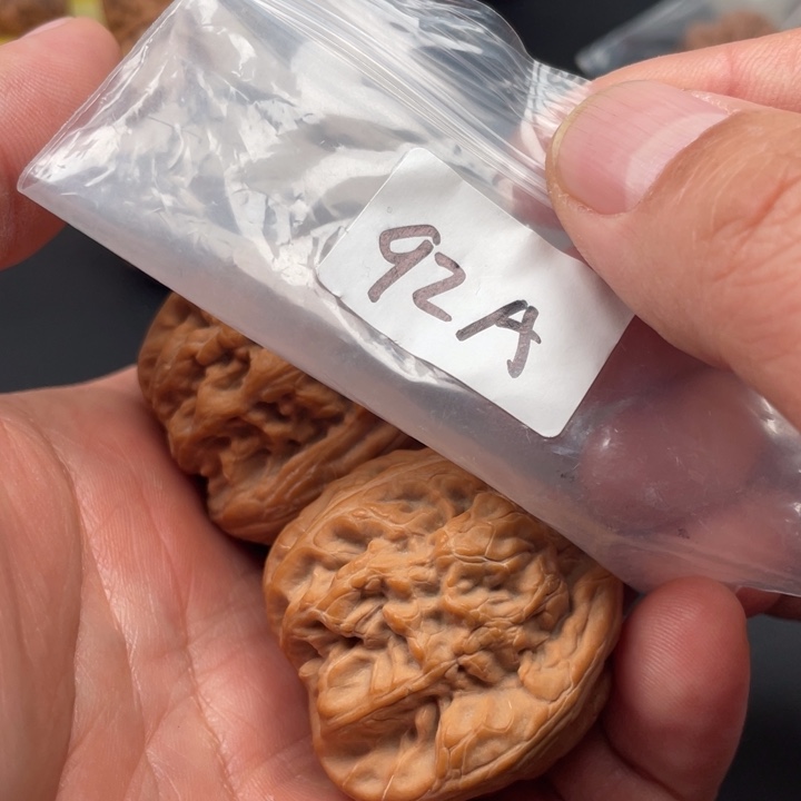 文玩核桃吊坠你****脸红锦鲤44