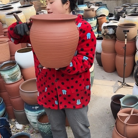 口28高30瑕疵盆子。