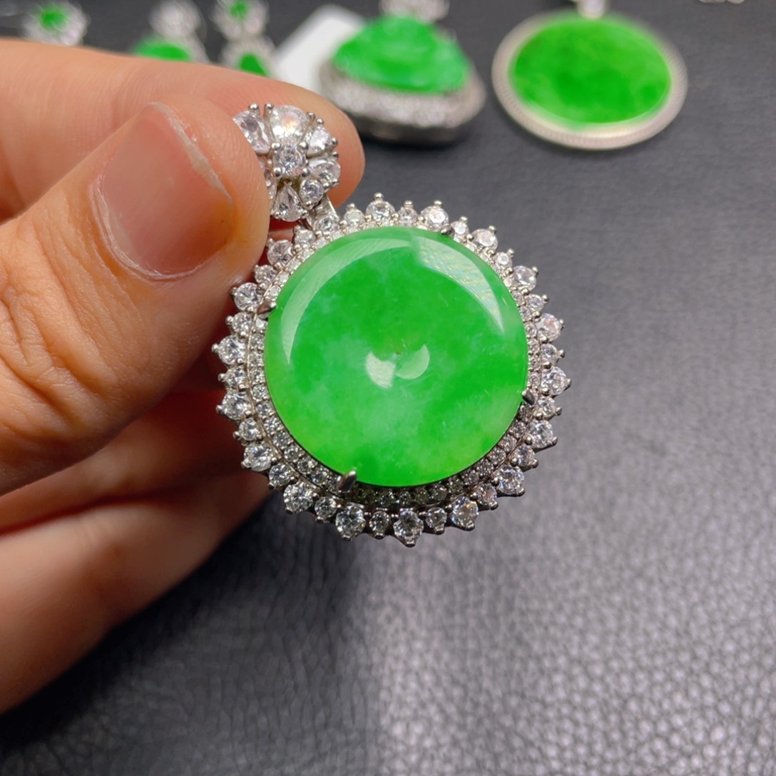 翡翠吊坠(不含链)银S925镶嵌