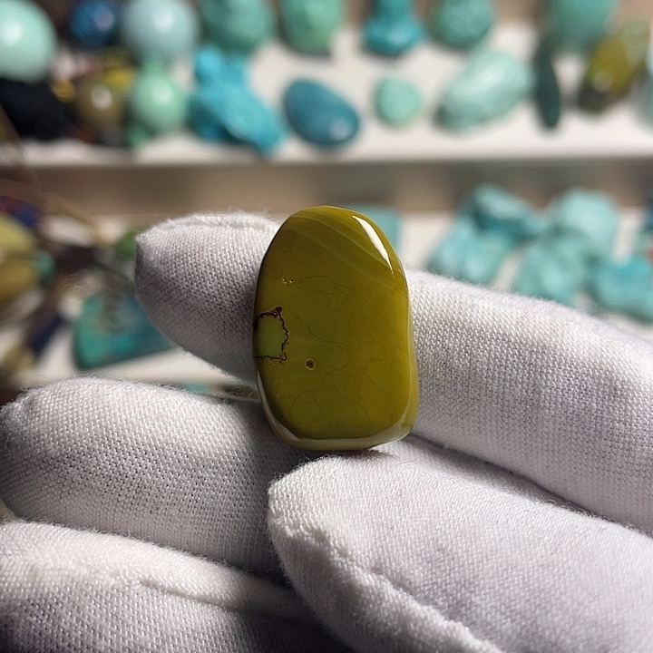 绿松石未镶嵌绿松石随行吊坠