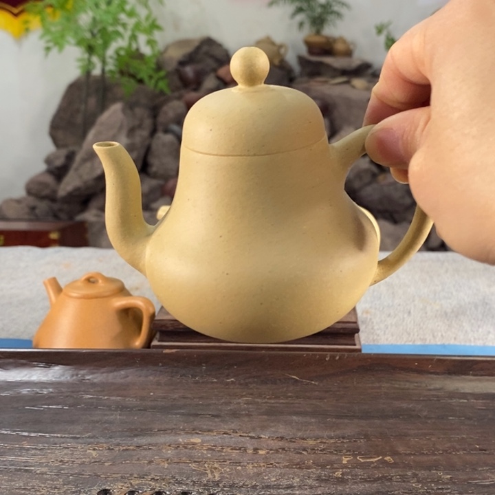 紫砂茶壶本绿思婷150左右的容量半手制作