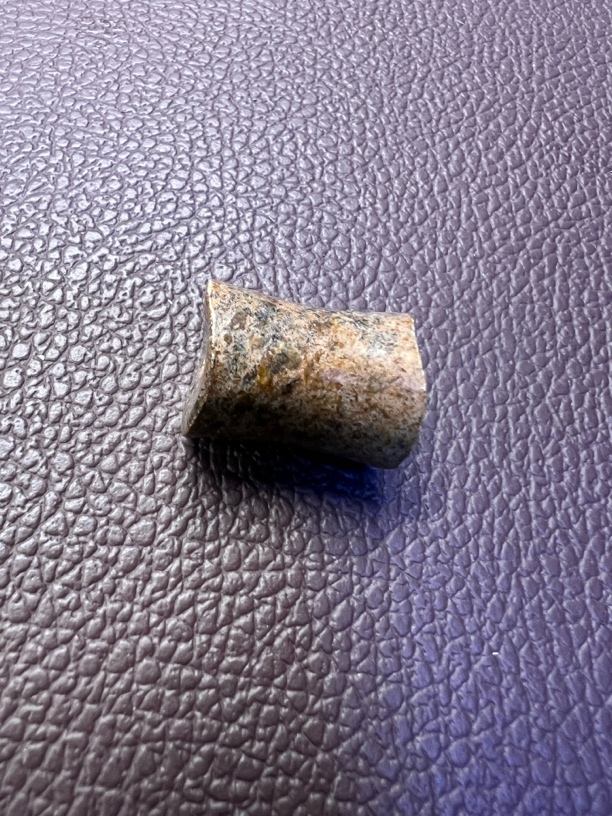河磨玉，细腰乐子