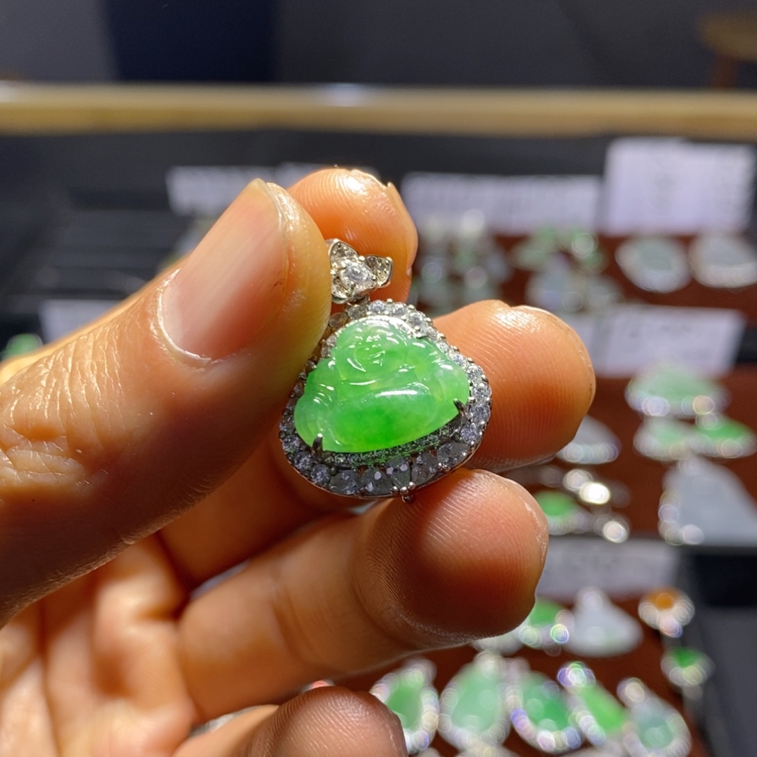 翡翠颈饰银S925镶嵌亭*