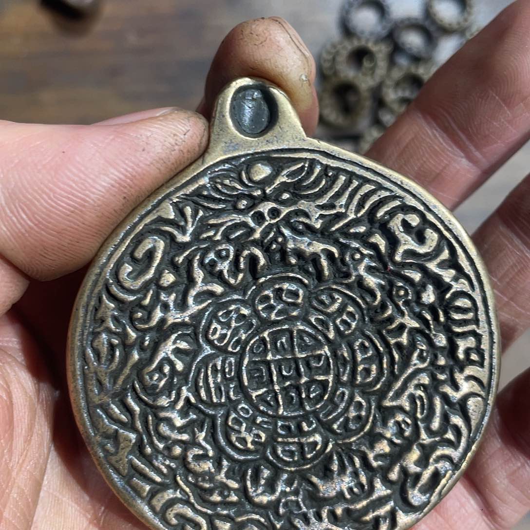 瑕疵微瑕加银哦还有